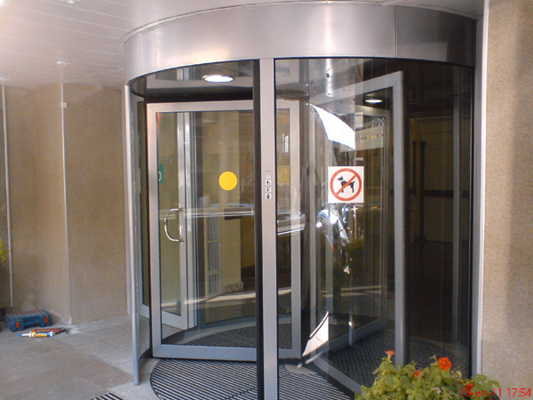 GS-100 2800 3 лопасти. Клиника «Медицина», ул. Тверская, г. Москва